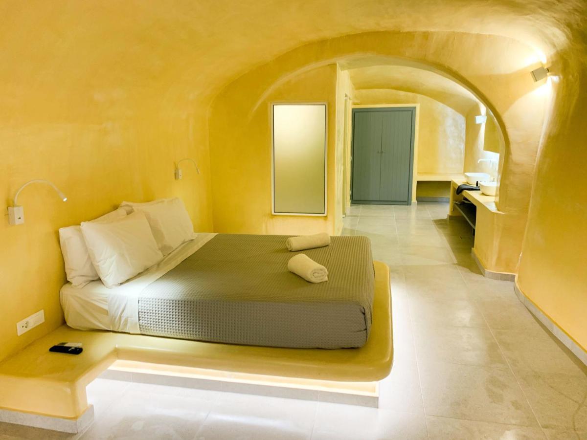 M Residence Santorini Johnnie Cave サントリーニ エクステリア 写真